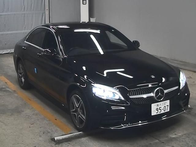 525 Mercedes benz C class 205077 2019 г. (ZIP Tokyo)